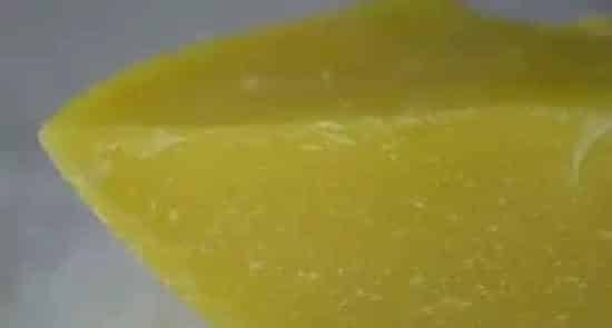 蜂蜡由哪些成分组成的？